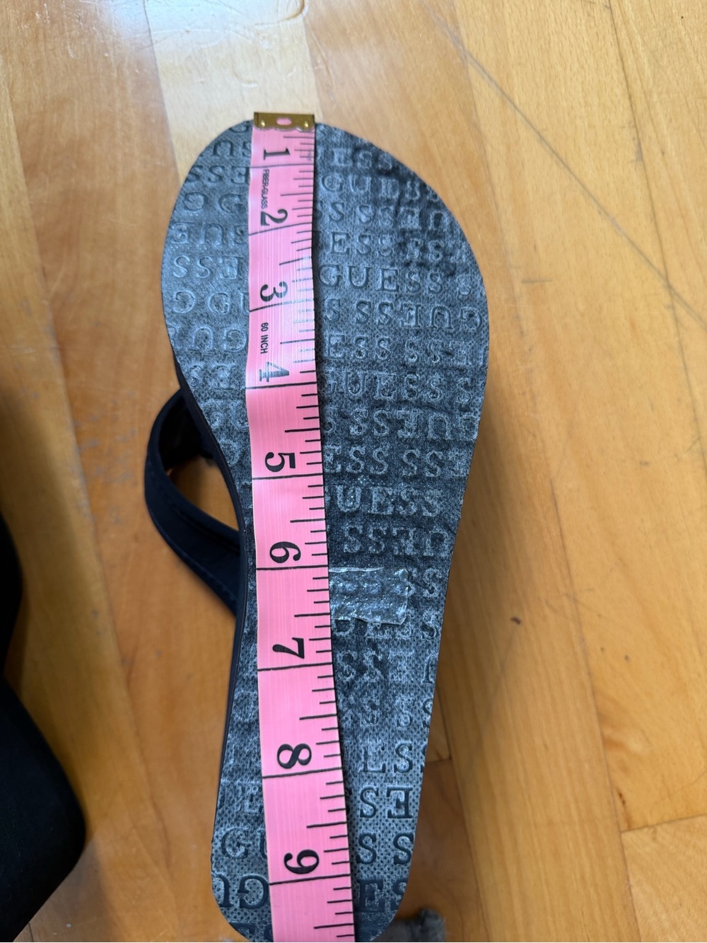 GUESS Black Wedge Platform Flip Flop Sandals Size 9 - Picture 11 of 16